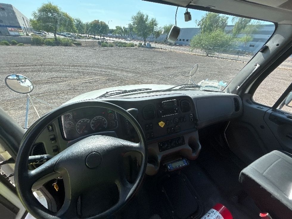 Refrigerated Truck-Light and Medium Duty Trucks-Freightliner-2024-M2-Phoenix-AZ-224,911\n\t\tmiles-$ 81,500 - Image 18