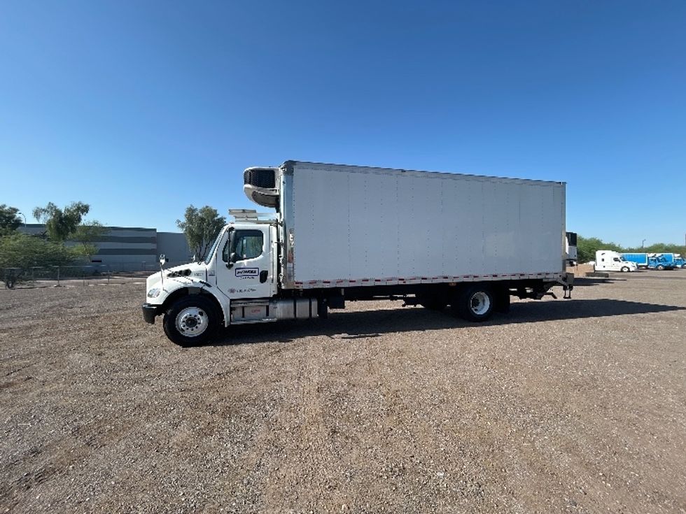 Refrigerated Truck-Light and Medium Duty Trucks-Freightliner-2024-M2-Phoenix-AZ-224,911\n\t\tmiles-$ 81,500 - Image 4