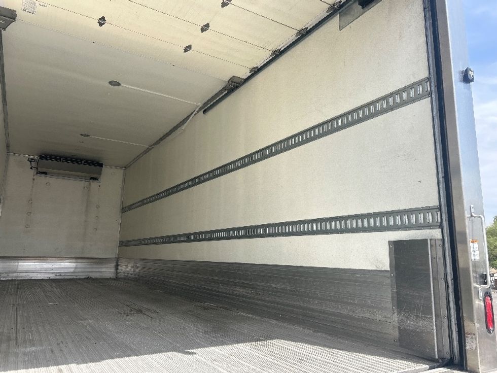 Refrigerated Truck-Light and Medium Duty Trucks-Freightliner-2024-M2-Phoenix-AZ-242,266\n\t\tmiles-$ 73,500 - Image 12