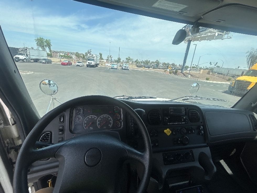 Refrigerated Truck-Light and Medium Duty Trucks-Freightliner-2024-M2-Phoenix-AZ-242,266\n\t\tmiles-$ 73,500 - Image 18