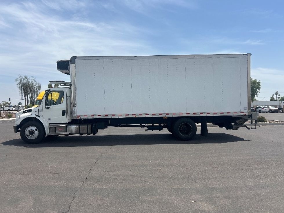 Refrigerated Truck-Light and Medium Duty Trucks-Freightliner-2024-M2-Phoenix-AZ-242,266\n\t\tmiles-$ 73,500 - Image 4
