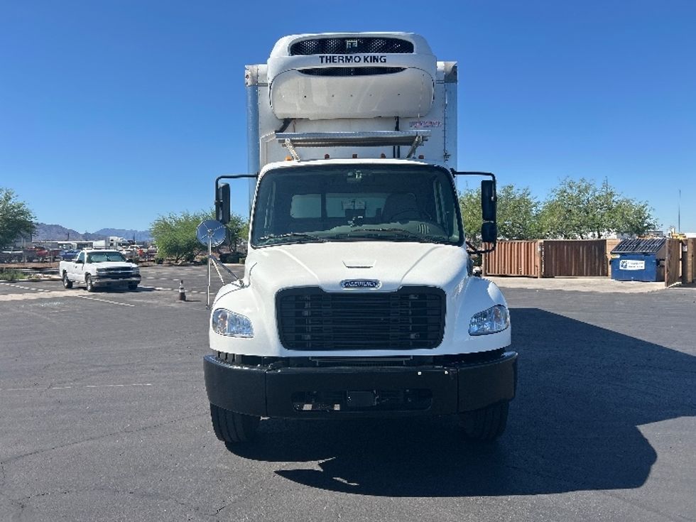 Refrigerated Truck-Light and Medium Duty Trucks-Freightliner-2024-M2-Phoenix-AZ-31,000\n\t\tmiles-$ 105,750 - Image 2