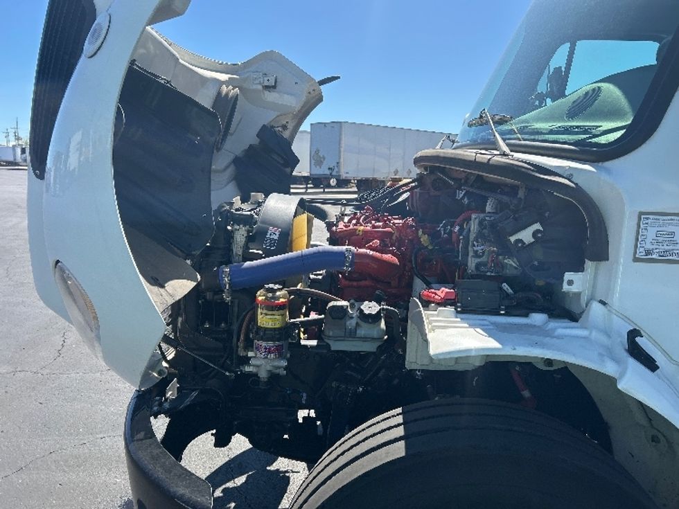 Refrigerated Truck-Light and Medium Duty Trucks-Freightliner-2024-M2-Phoenix-AZ-31,000\n\t\tmiles-$ 105,750 - Image 24