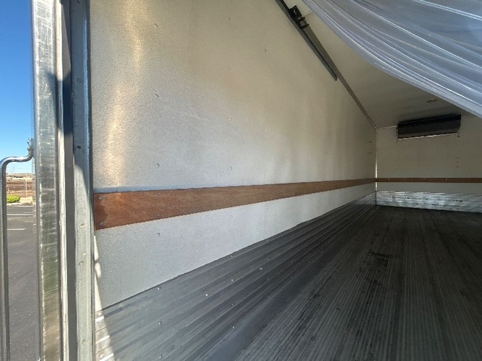 Refrigerated Truck-Light and Medium Duty Trucks-Freightliner-2024-M2-Phoenix-AZ-31,000\n\t\tmiles-$ 105,750 - Image 25