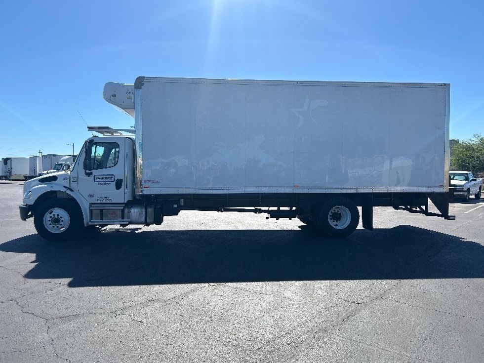 Refrigerated Truck-Light and Medium Duty Trucks-Freightliner-2024-M2-Phoenix-AZ-31,000\n\t\tmiles-$ 105,750 - Image 4
