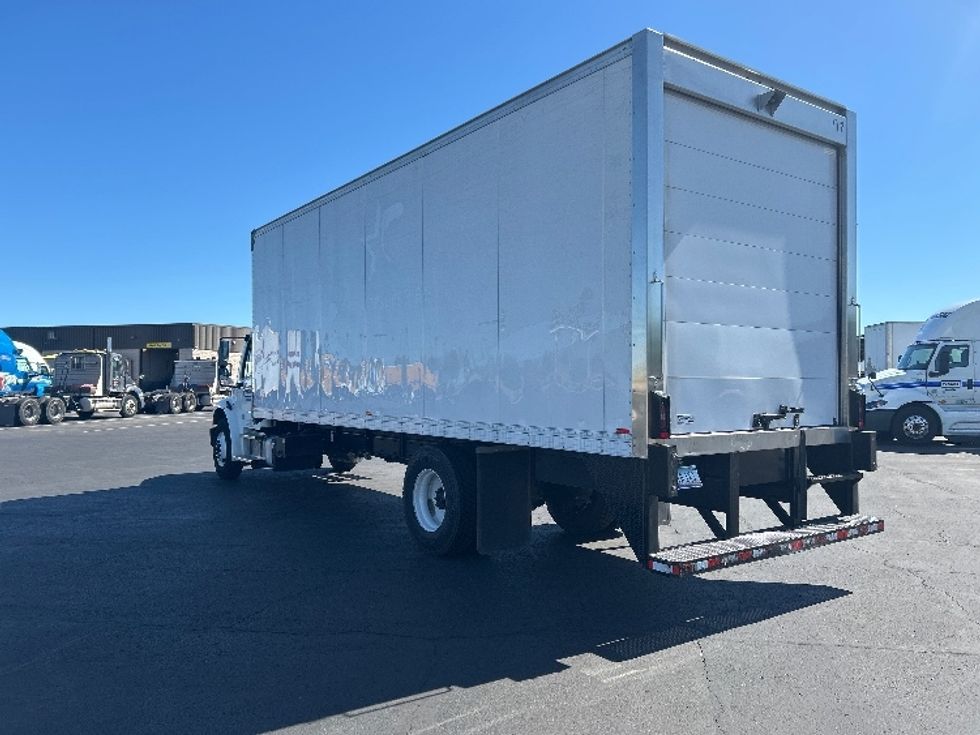 Refrigerated Truck-Light and Medium Duty Trucks-Freightliner-2024-M2-Phoenix-AZ-31,000\n\t\tmiles-$ 105,750 - Image 6