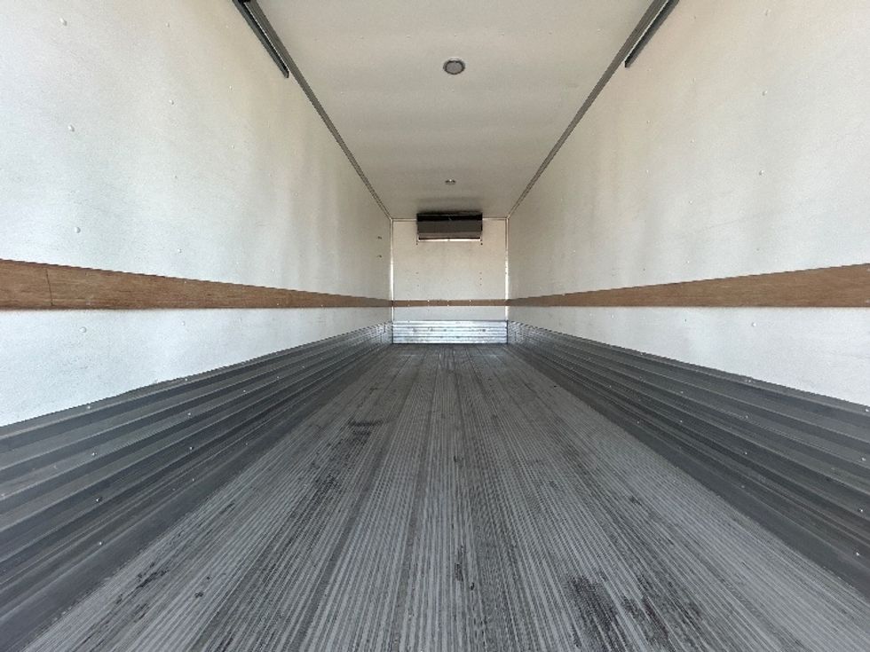 Refrigerated Truck-Light and Medium Duty Trucks-Freightliner-2024-M2-Phoenix-AZ-31,000\n\t\tmiles-$ 105,750 - Image 9