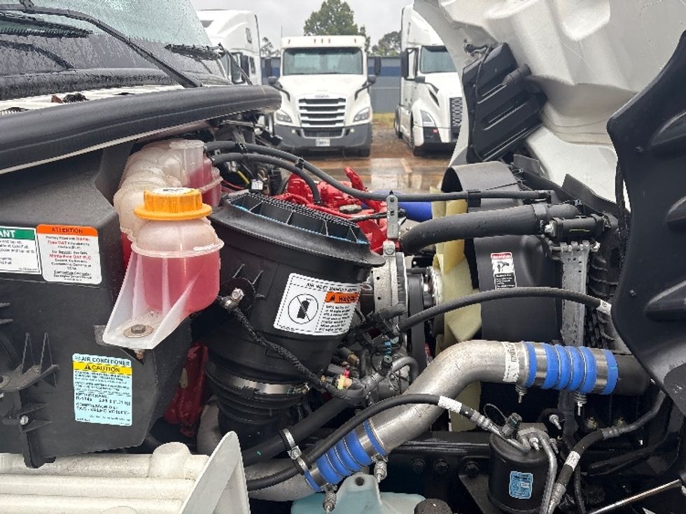 Refrigerated Truck-Light and Medium Duty Trucks-Freightliner-2025-M2P-Mebane-NC-10,668\n\t\tmiles-$ 105,750 - Image 18