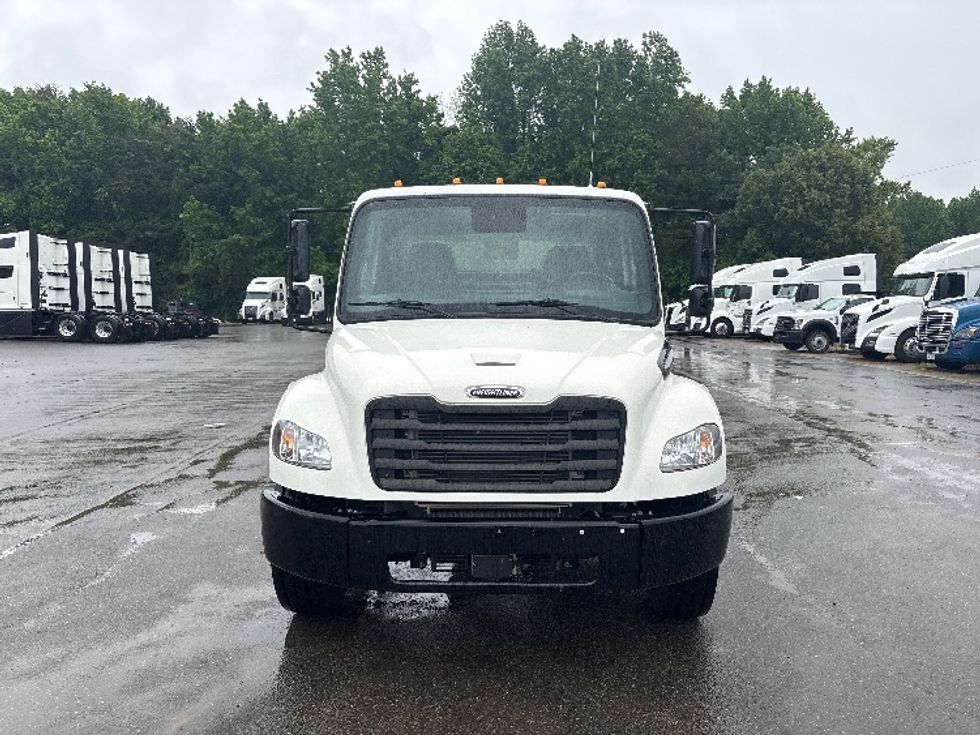 Refrigerated Truck-Light and Medium Duty Trucks-Freightliner-2025-M2P-Mebane-NC-10,668\n\t\tmiles-$ 105,750 - Image 2