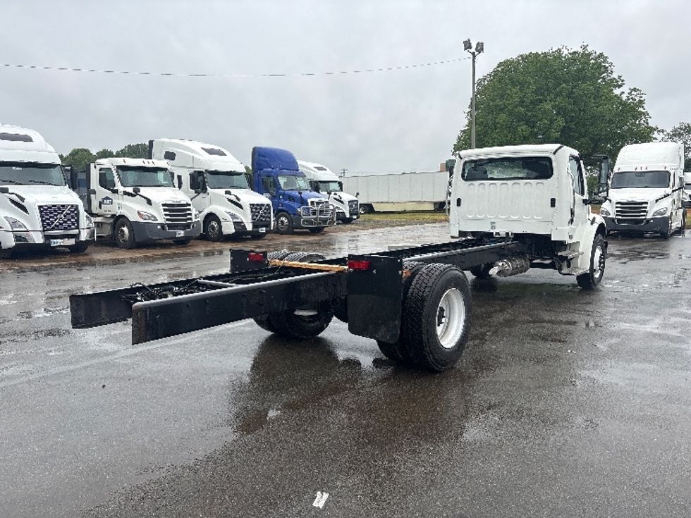 Refrigerated Truck-Light and Medium Duty Trucks-Freightliner-2025-M2P-Mebane-NC-10,668\n\t\tmiles-$ 105,750 - Image 8