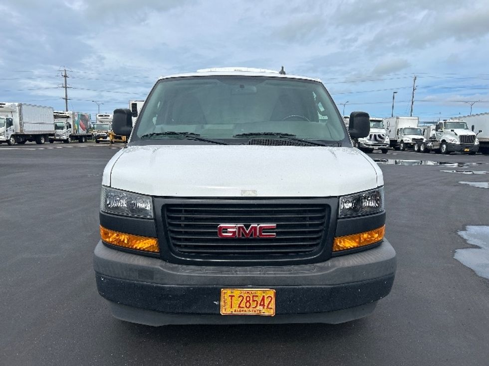 Refrigerated Truck-Light and Medium Duty Trucks-GMC-2020-G33705-Torrance-CA-144,468\n\t\tmiles-$ 25,250 - Image 2