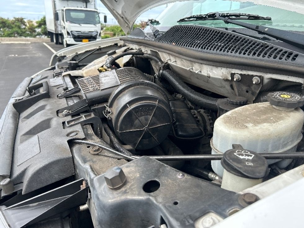 Refrigerated Truck-Light and Medium Duty Trucks-GMC-2020-G33705-Torrance-CA-144,468\n\t\tmiles-$ 25,250 - Image 24