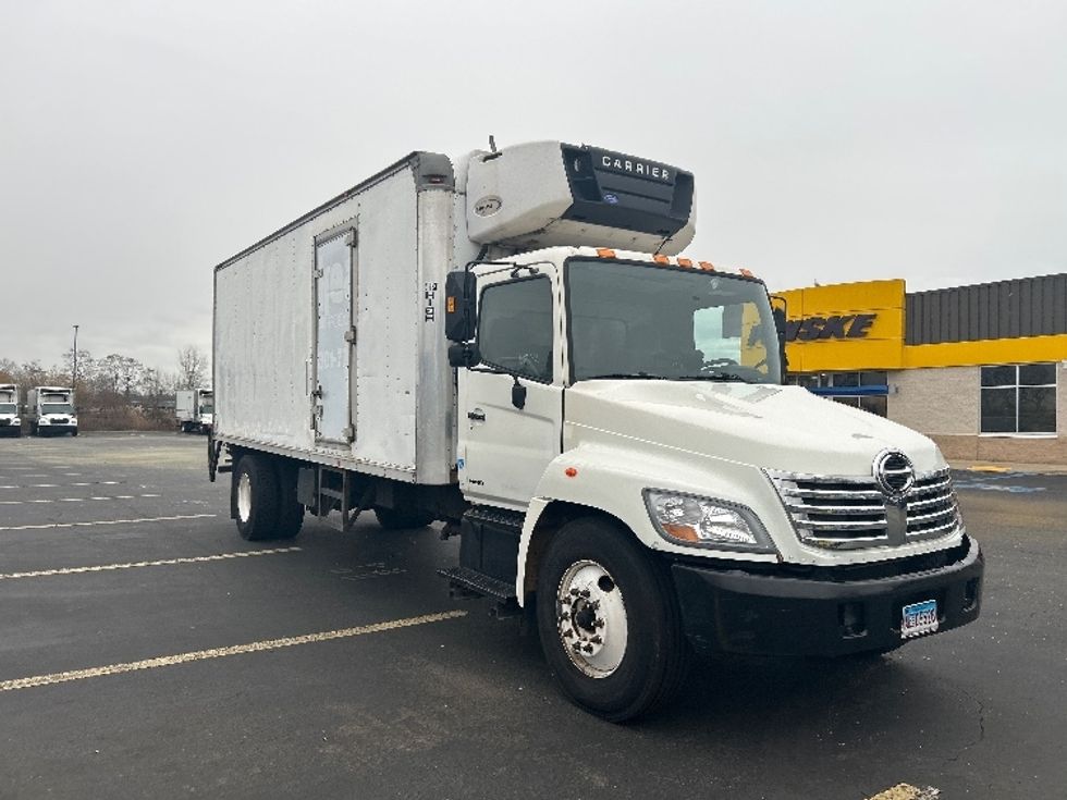 Refrigerated Truck-Light and Medium Duty Trucks-Hino-2006-338-Chicopee-MA-173,208\n\t\tmiles-$ 11,500 - Image 1