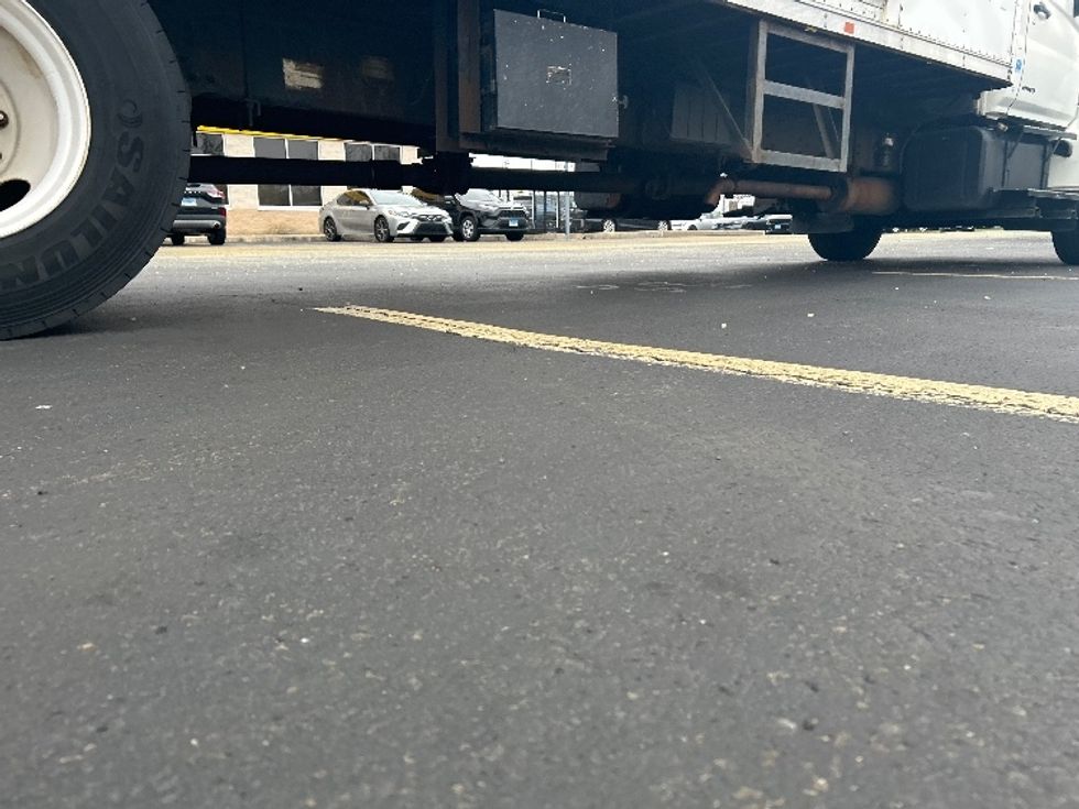 Refrigerated Truck-Light and Medium Duty Trucks-Hino-2006-338-Chicopee-MA-173,208\n\t\tmiles-$ 11,500 - Image 14