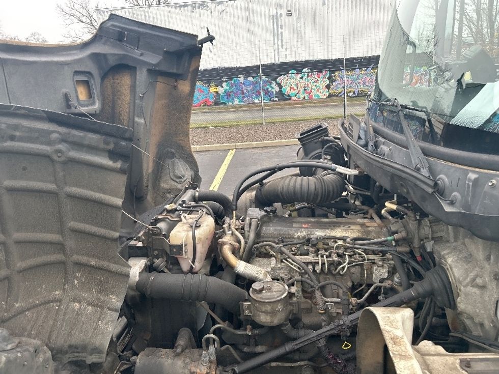 Refrigerated Truck-Light and Medium Duty Trucks-Hino-2006-338-Chicopee-MA-173,208\n\t\tmiles-$ 11,500 - Image 24