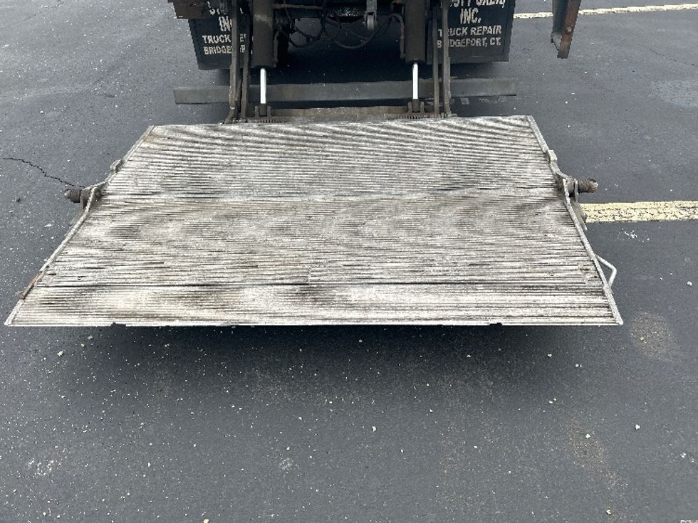 Refrigerated Truck-Light and Medium Duty Trucks-Hino-2006-338-Chicopee-MA-173,208\n\t\tmiles-$ 11,500 - Image 25