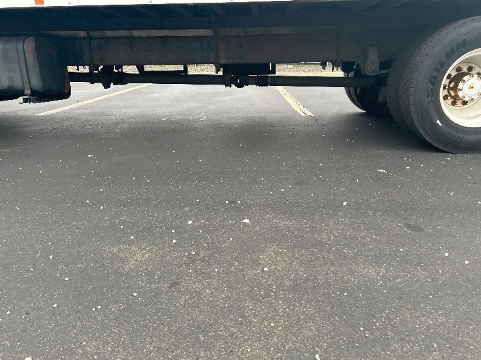 Refrigerated Truck-Light and Medium Duty Trucks-Hino-2006-338-Chicopee-MA-173,208\n\t\tmiles-$ 11,500 - Image 5