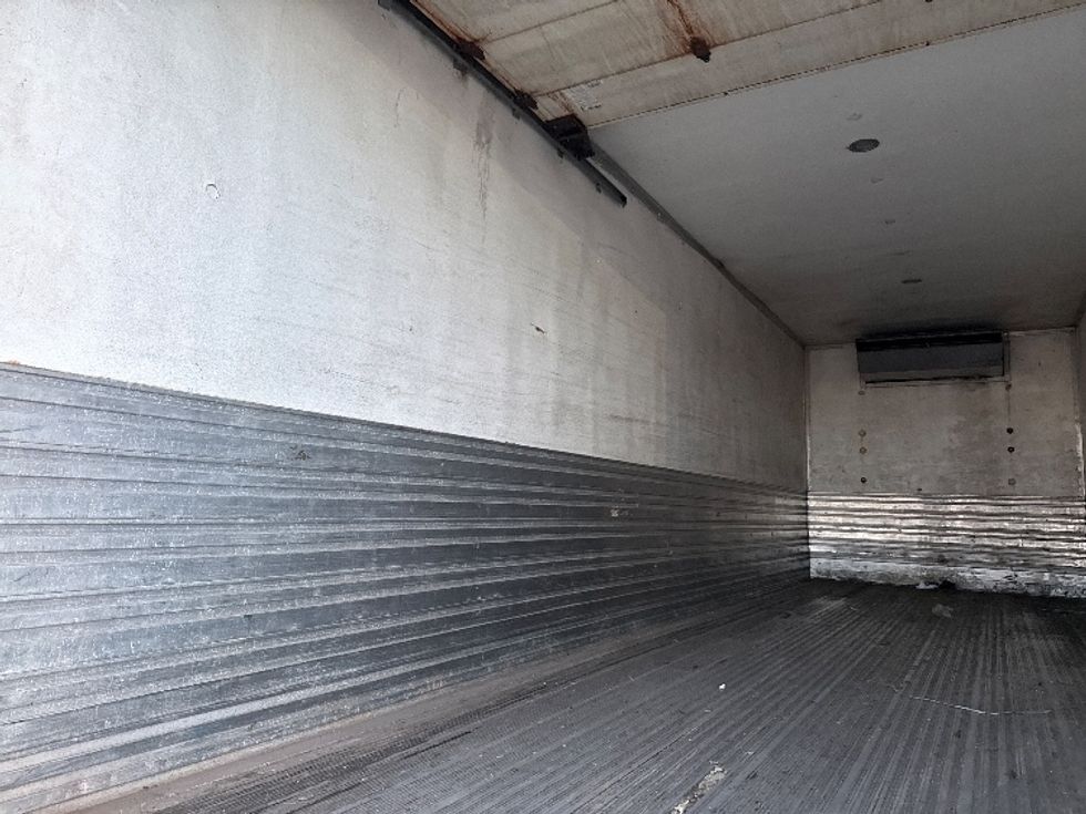 Refrigerated Truck-Light and Medium Duty Trucks-Hino-2013-268-Philadelphia-PA-285,103\n\t\tmiles-$ 24,000 - Image 11