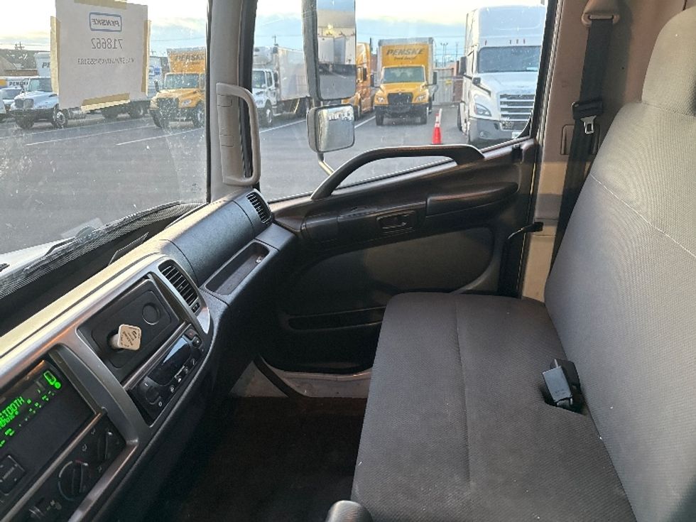 Refrigerated Truck-Light and Medium Duty Trucks-Hino-2013-268-Philadelphia-PA-285,103\n\t\tmiles-$ 24,000 - Image 19
