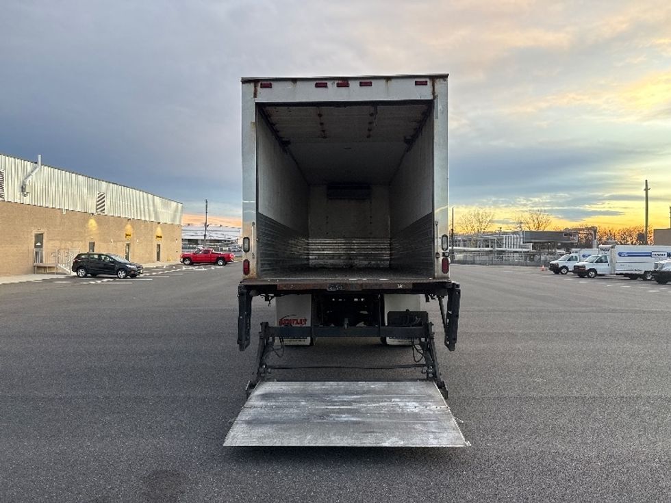 Refrigerated Truck-Light and Medium Duty Trucks-Hino-2013-268-Philadelphia-PA-285,103\n\t\tmiles-$ 24,000 - Image 9