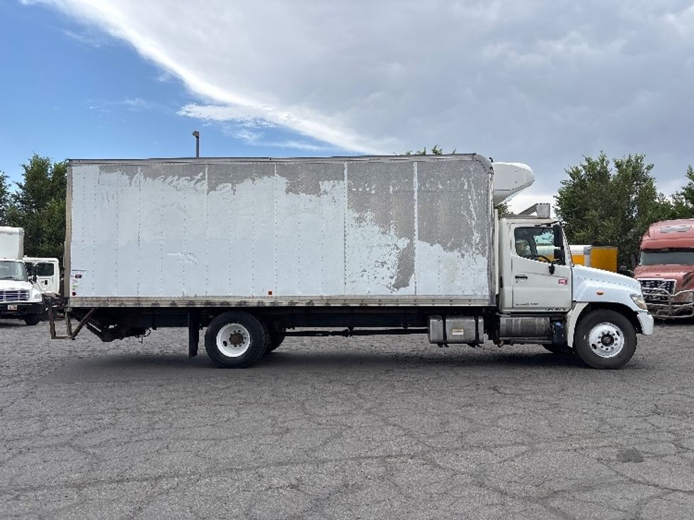 Refrigerated Truck-Light and Medium Duty Trucks-Hino-2013-268-West Valley City-UT-131,490\n\t\tmiles-$ 43,250 - Image 15