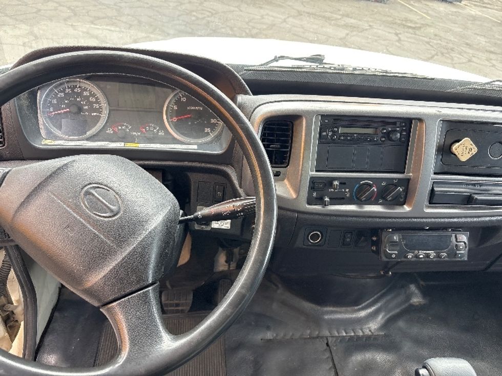 Refrigerated Truck-Light and Medium Duty Trucks-Hino-2013-268-West Valley City-UT-131,490\n\t\tmiles-$ 43,250 - Image 18