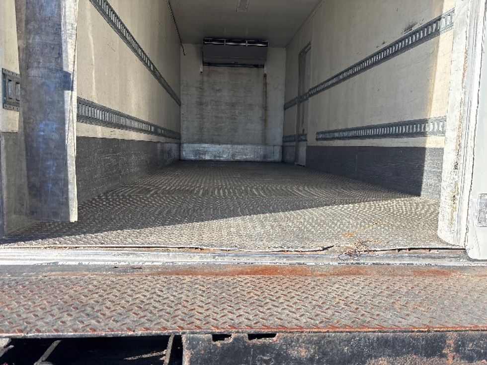 Refrigerated Truck-Light and Medium Duty Trucks-Hino-2014-338-Chicopee-MA-232,153\n\t\tmiles-$ 16,000 - Image 10