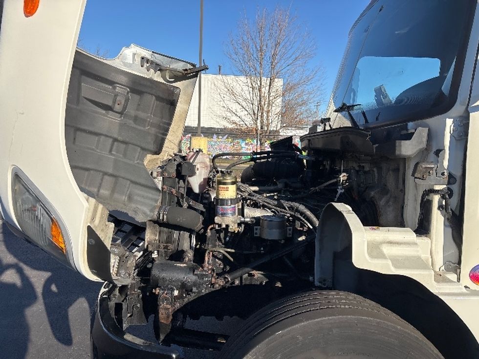 Refrigerated Truck-Light and Medium Duty Trucks-Hino-2014-338-Chicopee-MA-232,153\n\t\tmiles-$ 16,000 - Image 24