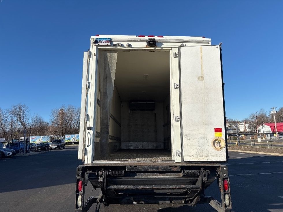 Refrigerated Truck-Light and Medium Duty Trucks-Hino-2014-338-Chicopee-MA-232,153\n\t\tmiles-$ 16,000 - Image 8