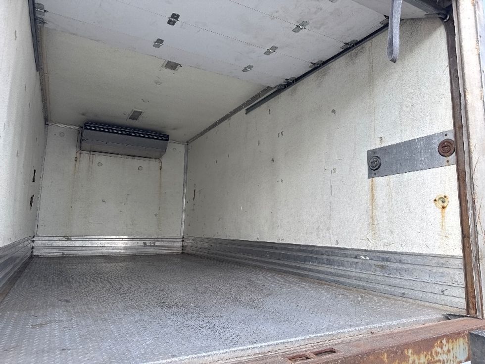 Refrigerated Truck-Light and Medium Duty Trucks-Hino-2015-195-West Valley City-UT-213,497\n\t\tmiles-$ 21,500 - Image 11