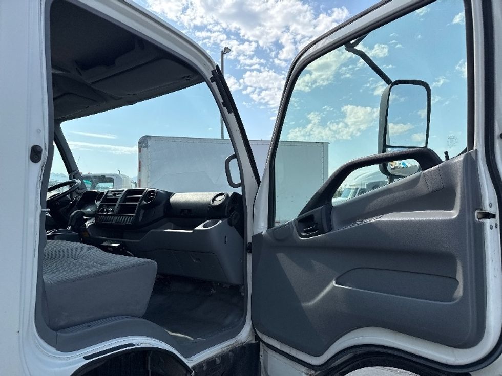 Refrigerated Truck-Light and Medium Duty Trucks-Hino-2015-195-West Valley City-UT-213,497\n\t\tmiles-$ 21,500 - Image 19