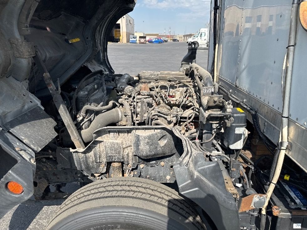 Refrigerated Truck-Light and Medium Duty Trucks-Hino-2015-195-West Valley City-UT-213,497\n\t\tmiles-$ 21,500 - Image 23