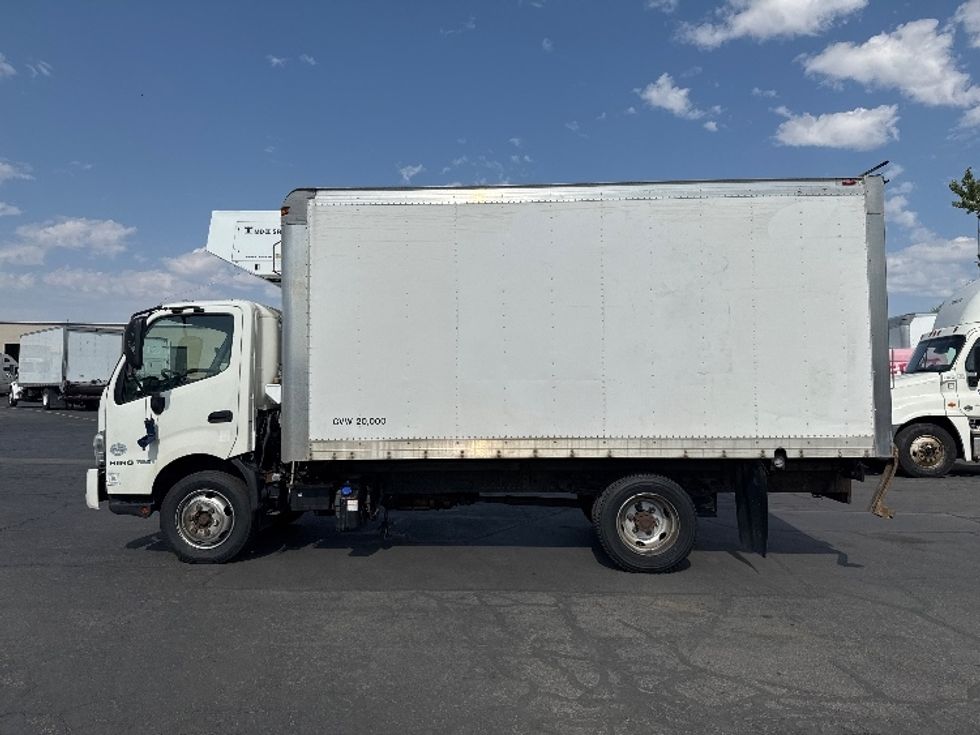Refrigerated Truck-Light and Medium Duty Trucks-Hino-2015-195-West Valley City-UT-213,497\n\t\tmiles-$ 21,500 - Image 4