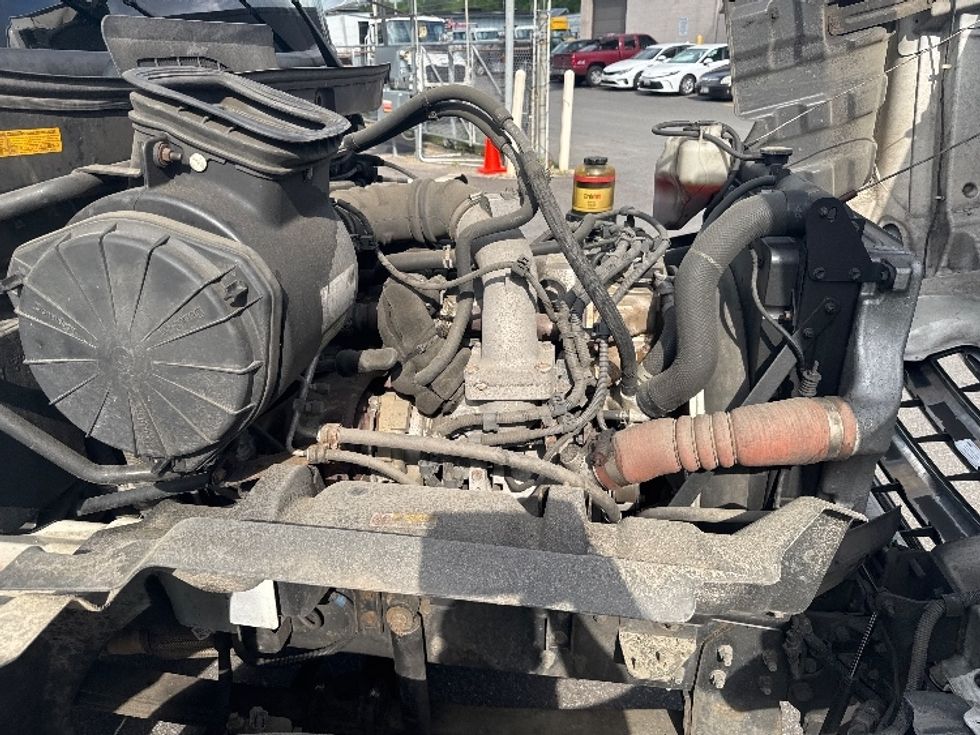 Refrigerated Truck-Light and Medium Duty Trucks-Hino-2015-338-Baltimore-MD-157,443\n\t\tmiles-$ 46,000 - Image 23