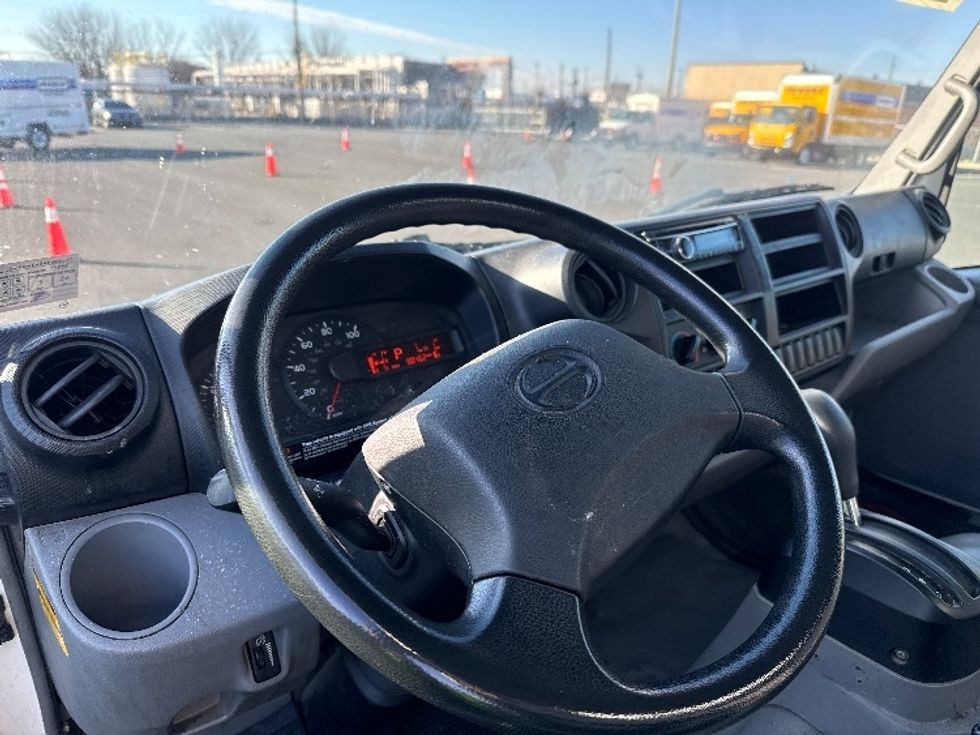 Refrigerated Truck-Light and Medium Duty Trucks-Hino-2016-195-Philadelphia-PA-88,462\n\t\tmiles-$ 26,000 - Image 16