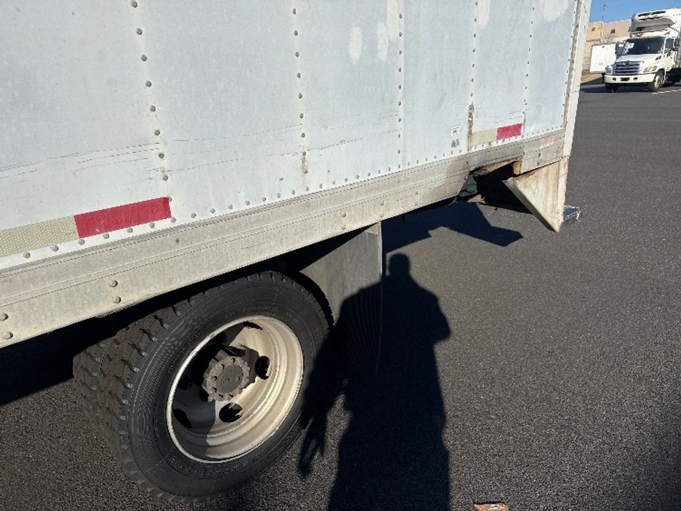 Refrigerated Truck-Light and Medium Duty Trucks-Hino-2016-195-Philadelphia-PA-88,462\n\t\tmiles-$ 26,000 - Image 25
