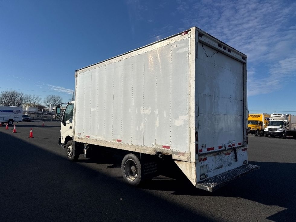 Refrigerated Truck-Light and Medium Duty Trucks-Hino-2016-195-Philadelphia-PA-88,462\n\t\tmiles-$ 26,000 - Image 6