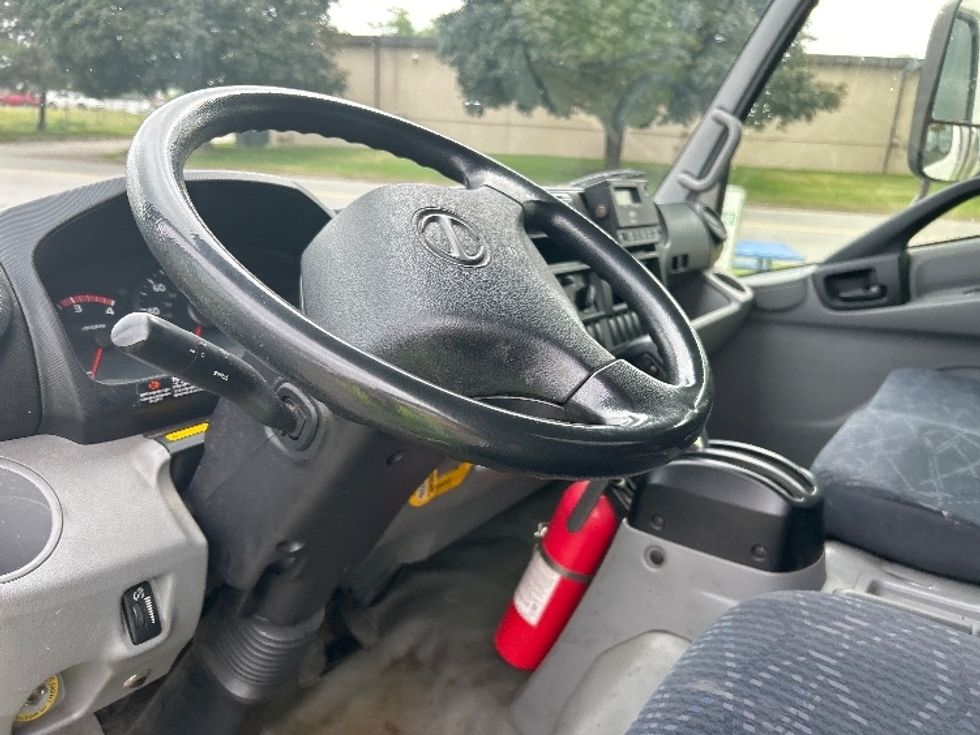 Refrigerated Truck-Light and Medium Duty Trucks-Hino-2016-195-Rochester-NY-125,372\n\t\tmiles-$ 37,750 - Image 14