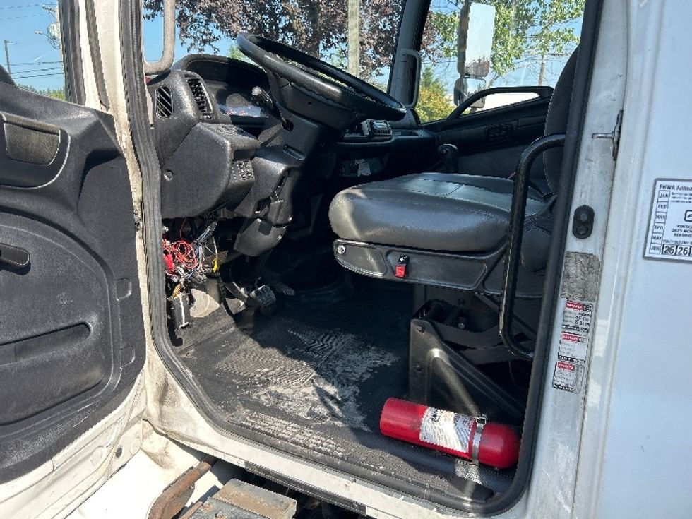 Refrigerated Truck-Light and Medium Duty Trucks-Hino-2016-268-Clackamas-OR-160,128\n\t\tmiles-$ 52,000 - Image 17