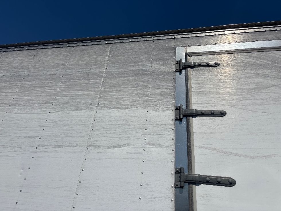 Refrigerated Truck-Light and Medium Duty Trucks-Hino-2016-268-Kent-WA-169,785\n\t\tmiles-$ 51,500 - Image 27