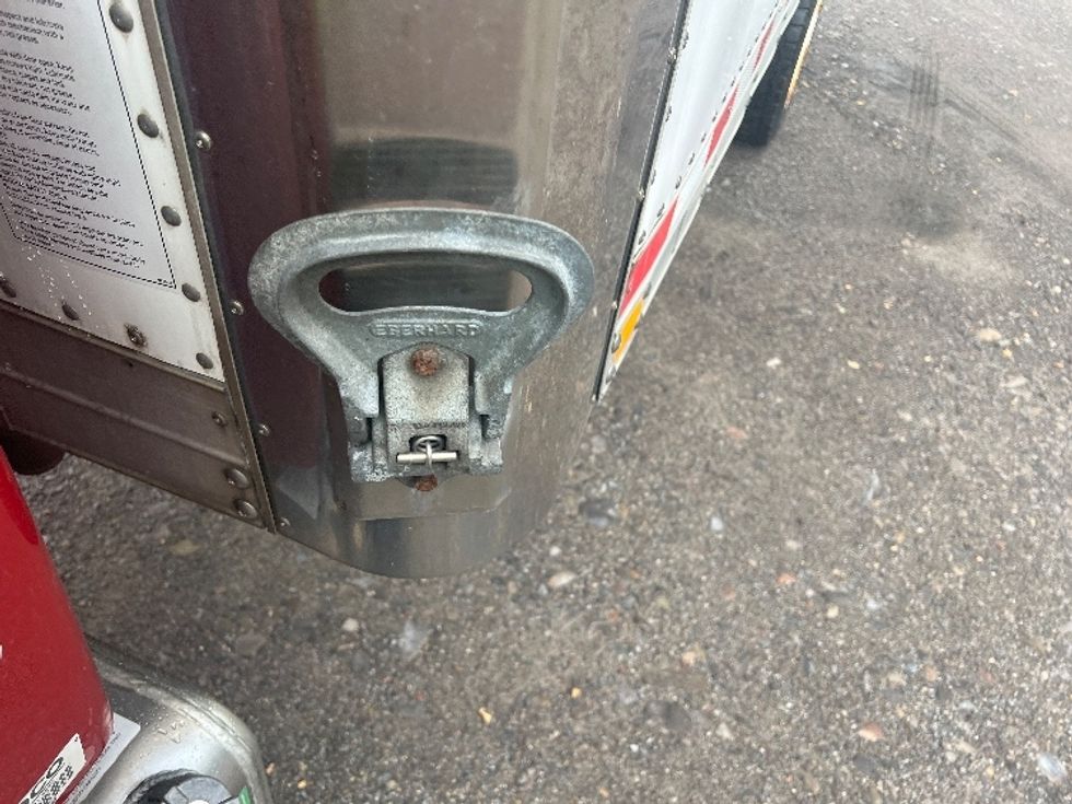 Refrigerated Truck-Light and Medium Duty Trucks-Hino-2016-268-Rochester-NY-146,056\n\t\tmiles-$ 40,000 - Image 29