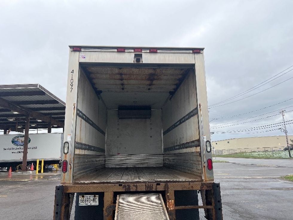 Refrigerated Truck-Light and Medium Duty Trucks-Hino-2016-268-Rochester-NY-146,056\n\t\tmiles-$ 40,000 - Image 8