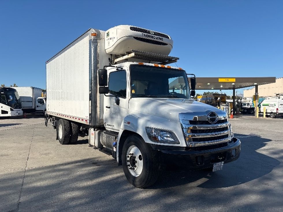 Refrigerated Truck-Light and Medium Duty Trucks-Hino-2016-268-West Sacramento-CA-265,711\n\t\tmiles-$ 36,500 - Image 1