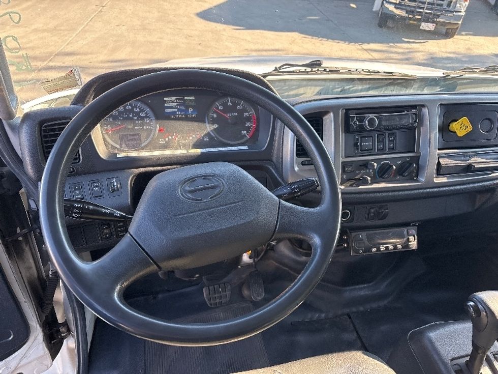 Refrigerated Truck-Light and Medium Duty Trucks-Hino-2016-268-West Sacramento-CA-265,711\n\t\tmiles-$ 36,500 - Image 17