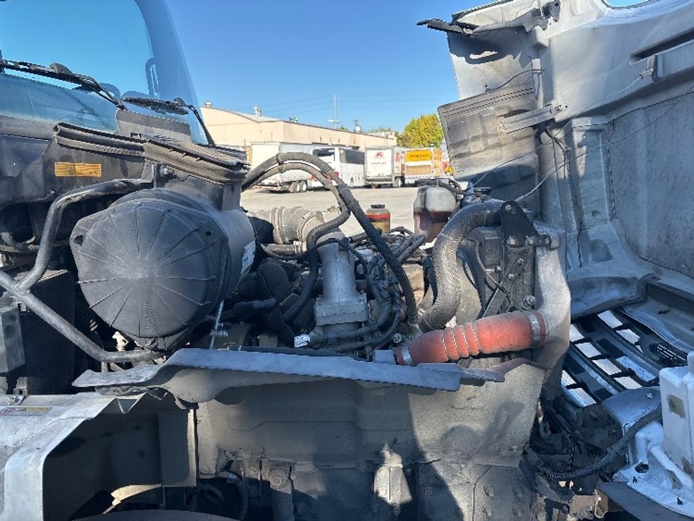 Refrigerated Truck-Light and Medium Duty Trucks-Hino-2016-268-West Sacramento-CA-265,711\n\t\tmiles-$ 36,500 - Image 21