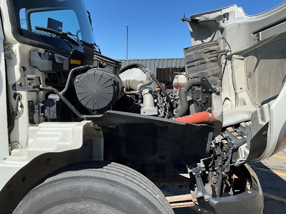 Refrigerated Truck-Light and Medium Duty Trucks-Hino-2016-338-Salt Lake City-UT-126,076\n\t\tmiles-$ 51,000 - Image 23