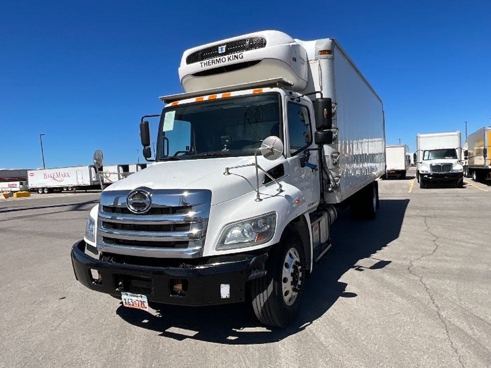 Refrigerated Truck-Light and Medium Duty Trucks-Hino-2016-338-Salt Lake City-UT-126,076\n\t\tmiles-$ 51,000 - Image 3
