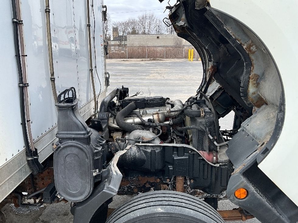 Refrigerated Truck-Light and Medium Duty Trucks-Hino-2017-195-Cambridge-ON-144,900\n\t\tkm-$ 61,750 - Image 17