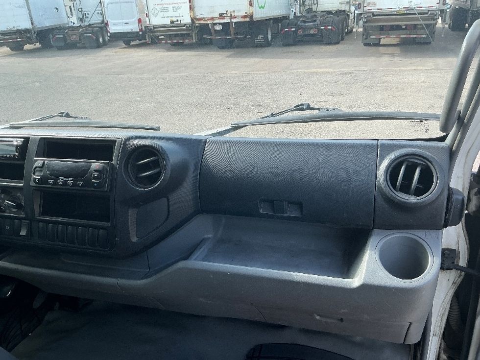 Refrigerated Truck-Light and Medium Duty Trucks-Hino-2017-195-Edmonton-AB-312,429\n\t\tkm-$ 49,250 - Image 20