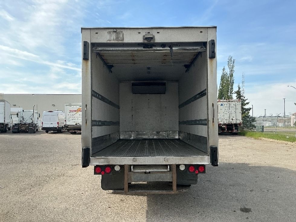 Refrigerated Truck-Light and Medium Duty Trucks-Hino-2017-195-Edmonton-AB-312,429\n\t\tkm-$ 49,250 - Image 8